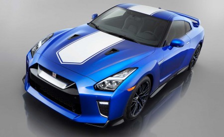 2020 Nissan GT-R 50th Anniversary Edition Front Three-Quarter Wallpapers 450x275 (38)
