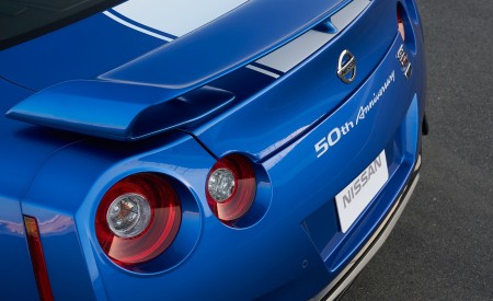 2020 Nissan GT-R 50th Anniversary Edition Spoiler Wallpapers 450x275 (17)