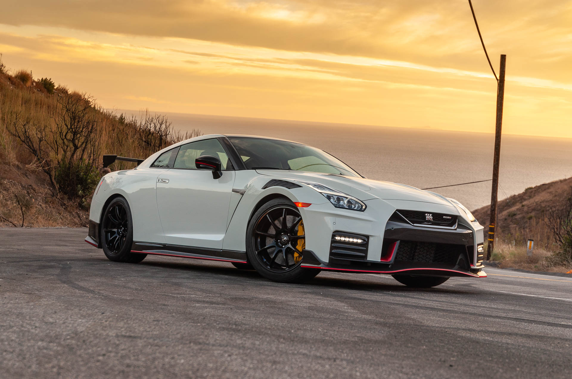 2020 Nissan GT-R NISMO Front Three-Quarter Wallpapers #91 of 118