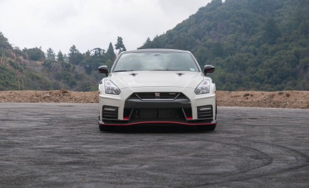 2020 Nissan GT-R NISMO Front Wallpapers 450x275 (100)