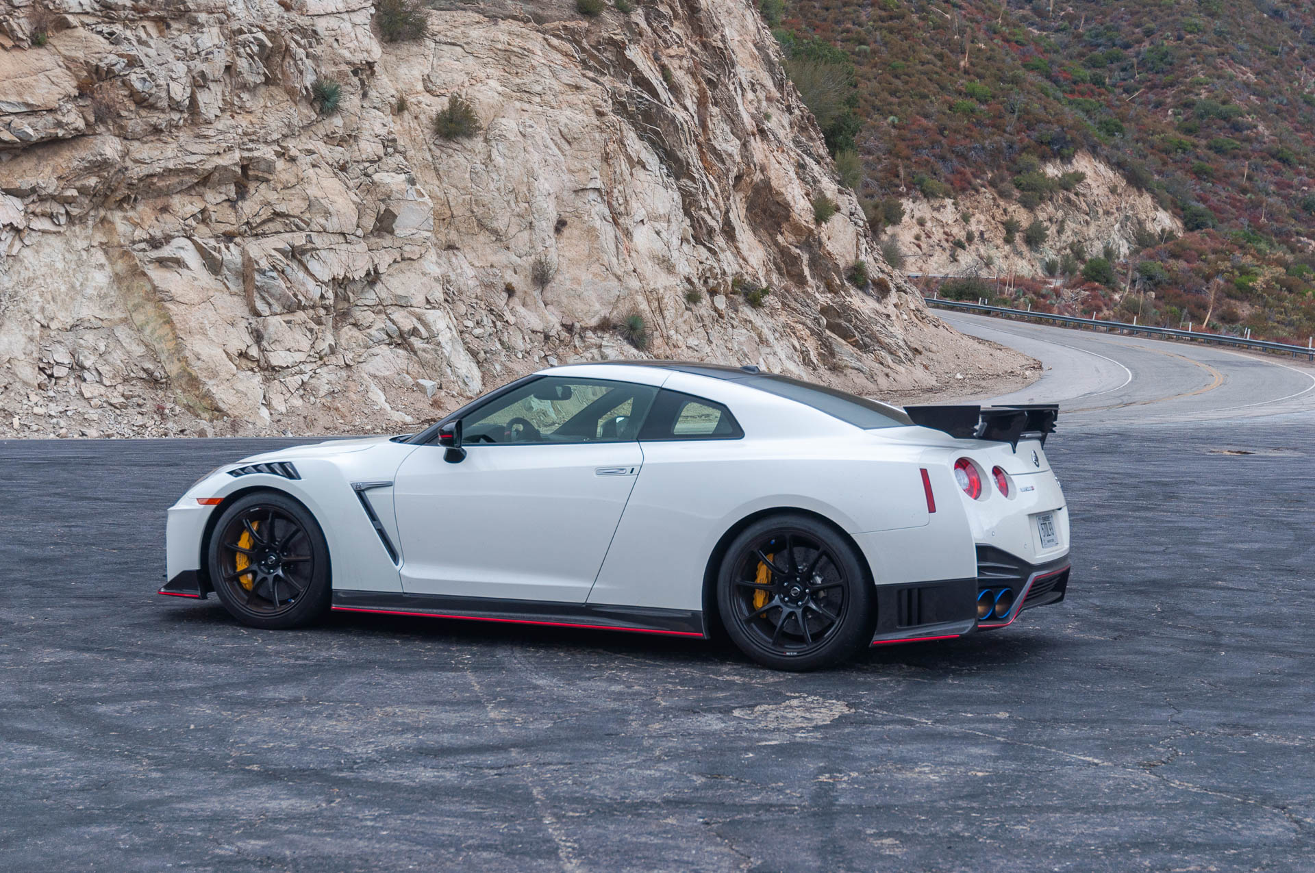 2020 Nissan GT-R NISMO Rear Three-Quarter Wallpapers #96 of 118