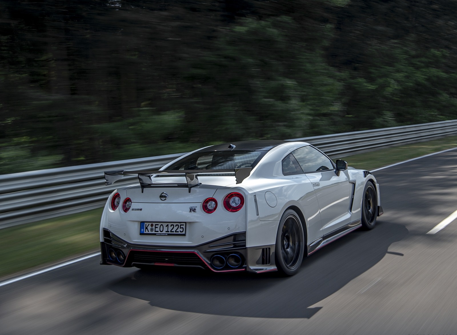 2020 Nissan GT-R NISMO Rear Three-Quarter Wallpapers #23 of 118