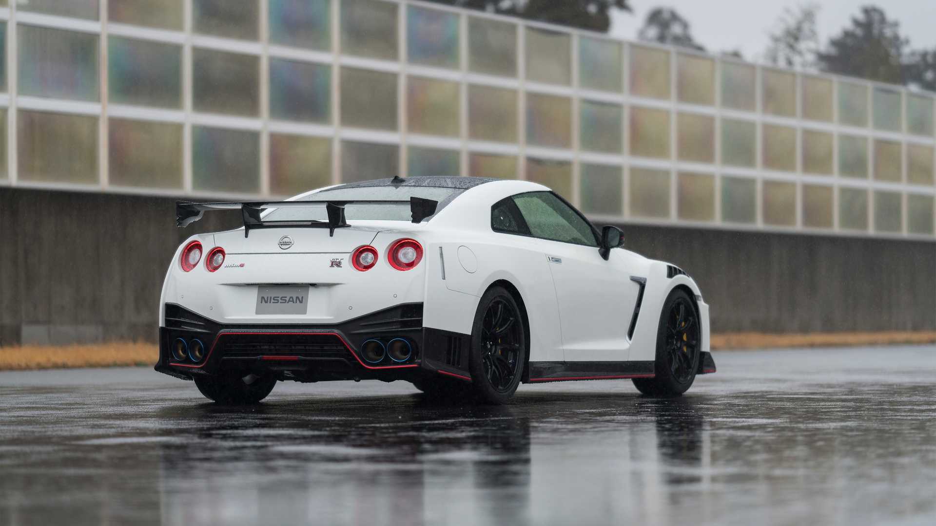 2020 Nissan GT-R NISMO Rear Three-Quarter Wallpapers #70 of 118