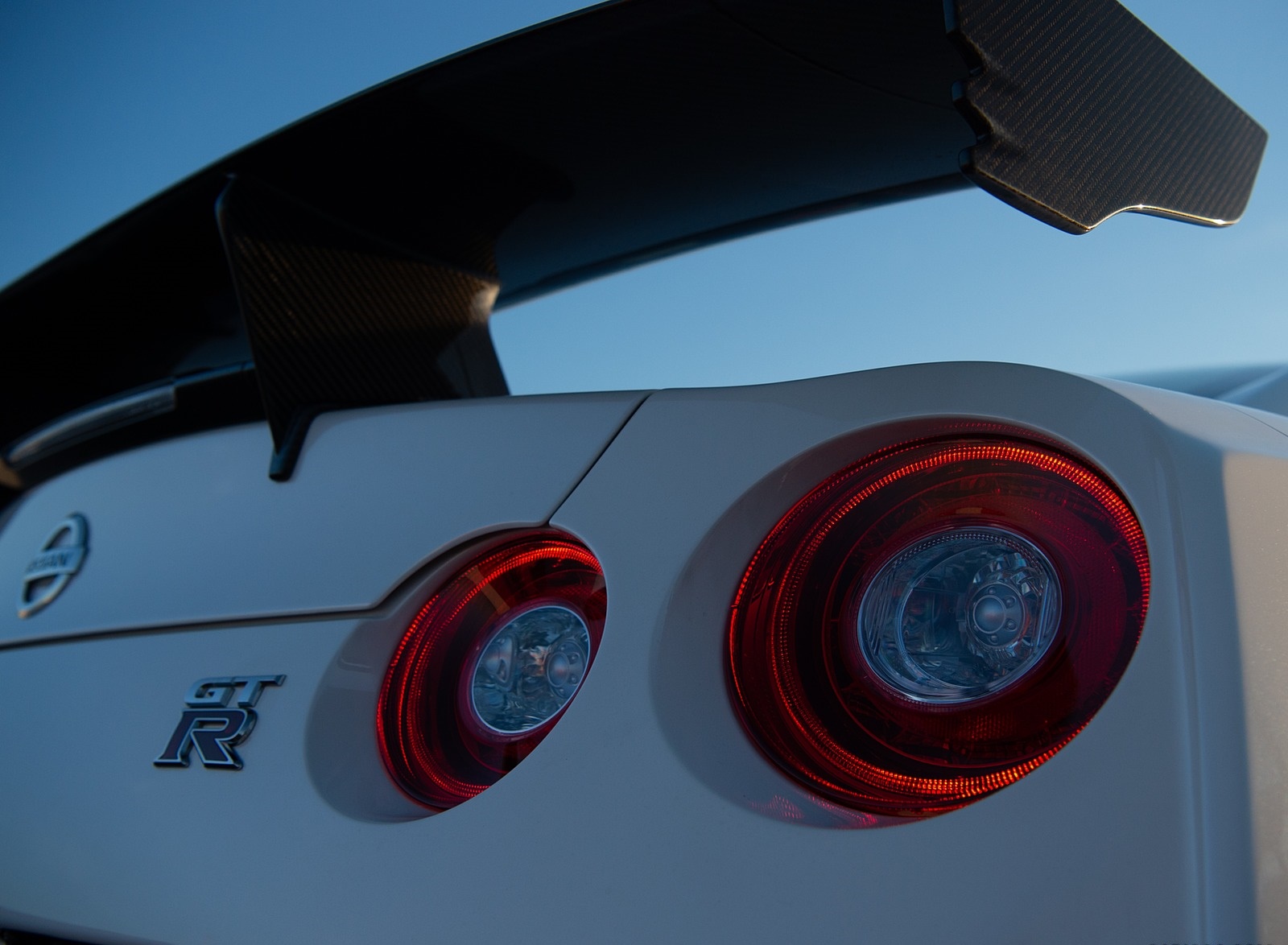 2020 Nissan GT-R NISMO Tail Light Wallpapers #47 of 118