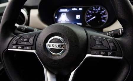 2020 Nissan Versa Interior Steering Wheel Wallpapers 450x275 (24)
