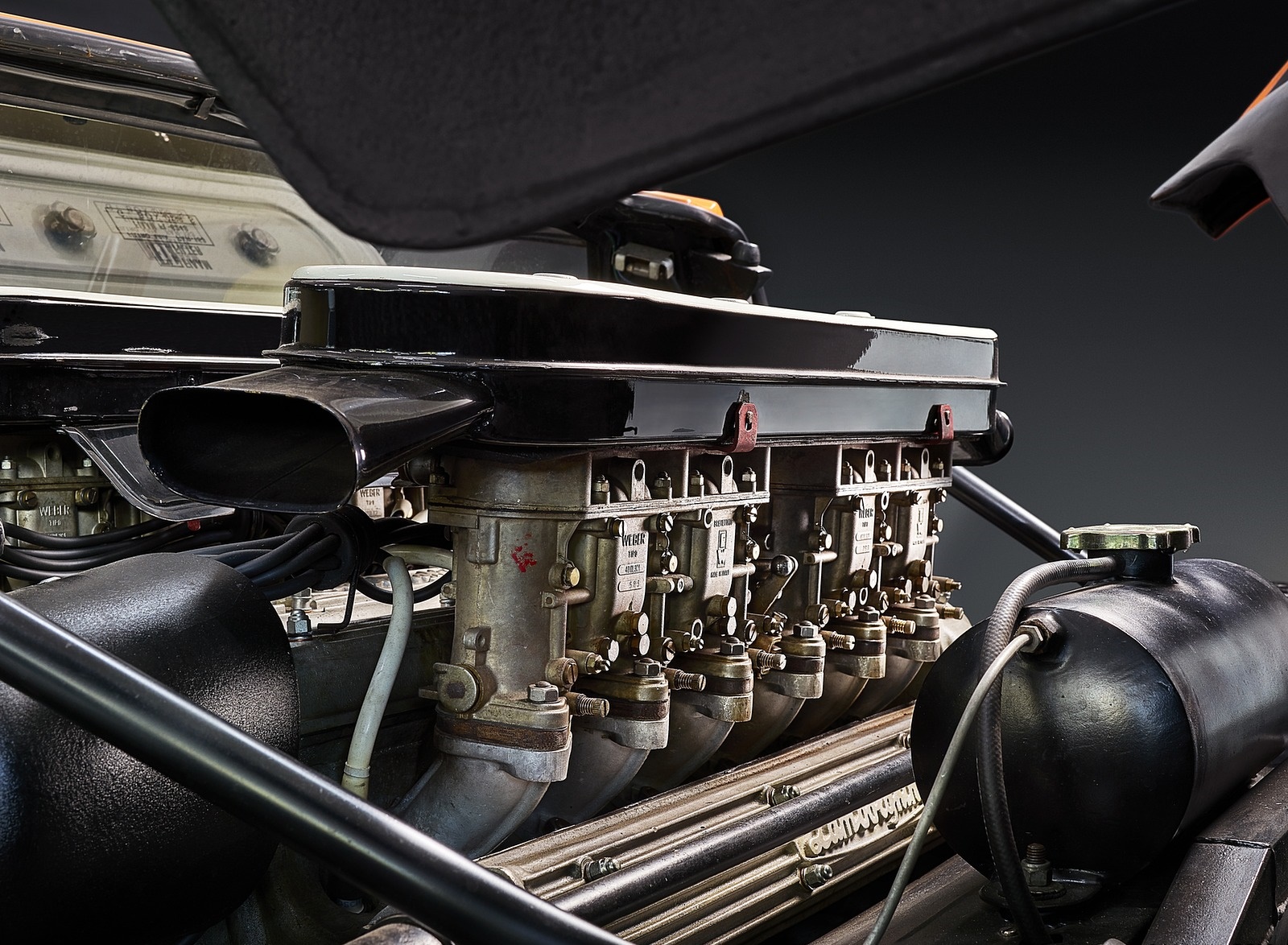 1969 Lamborghini Miura P400 Engine Wallpapers #6 of 8