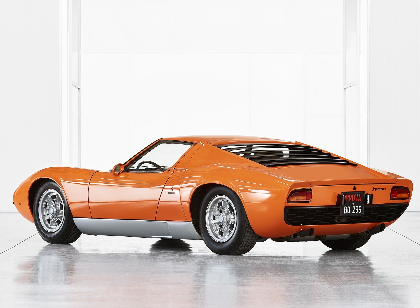 1969 Lamborghini Miura P400 Rear Three-Quarter Wallpapers #3 of 8