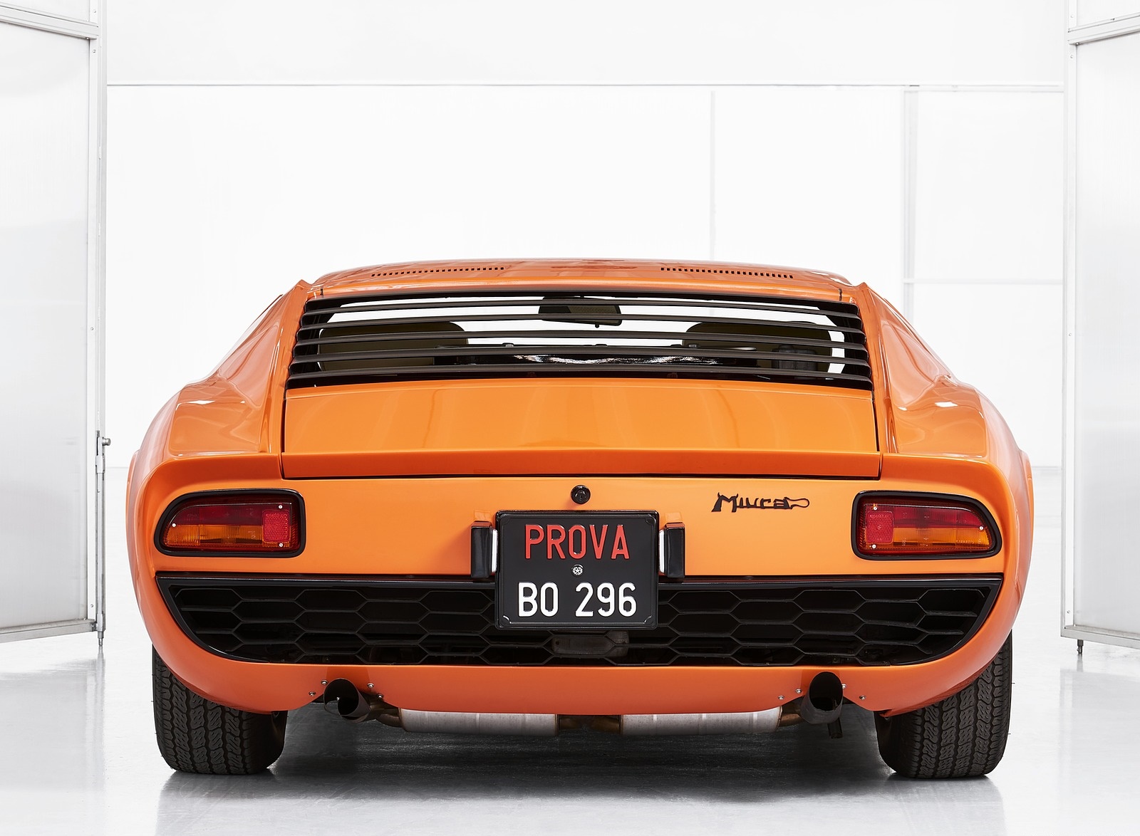 1969 Lamborghini Miura P400 Rear Wallpapers #4 of 8