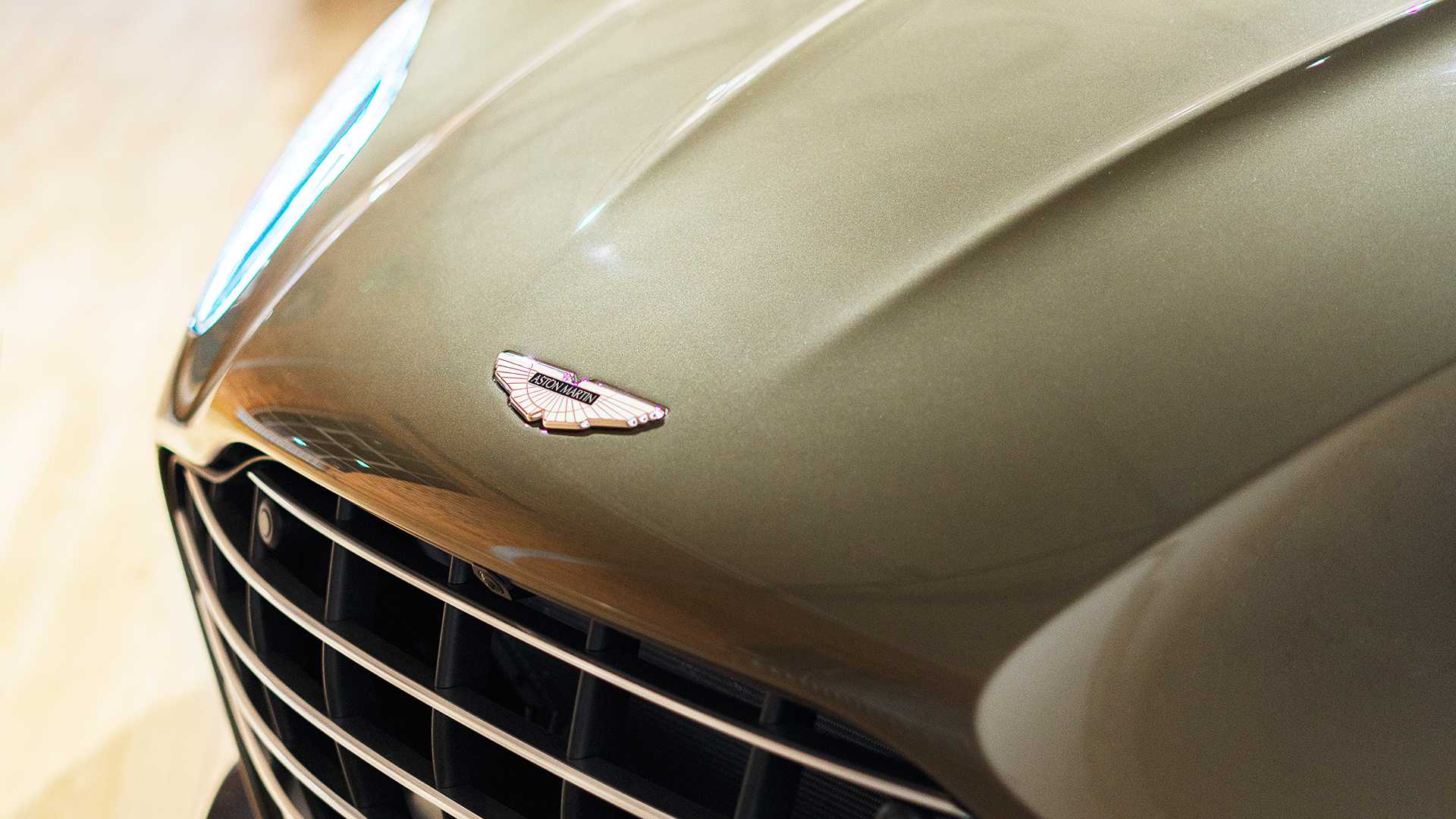 2019 Aston Martin DBS Superleggera On Her Majesty's Secret Service Detail Wallpapers (9)
