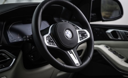 2019 BMW X7 30d (UK-Spec) Interior Steering Wheel Wallpapers 450x275 (103)