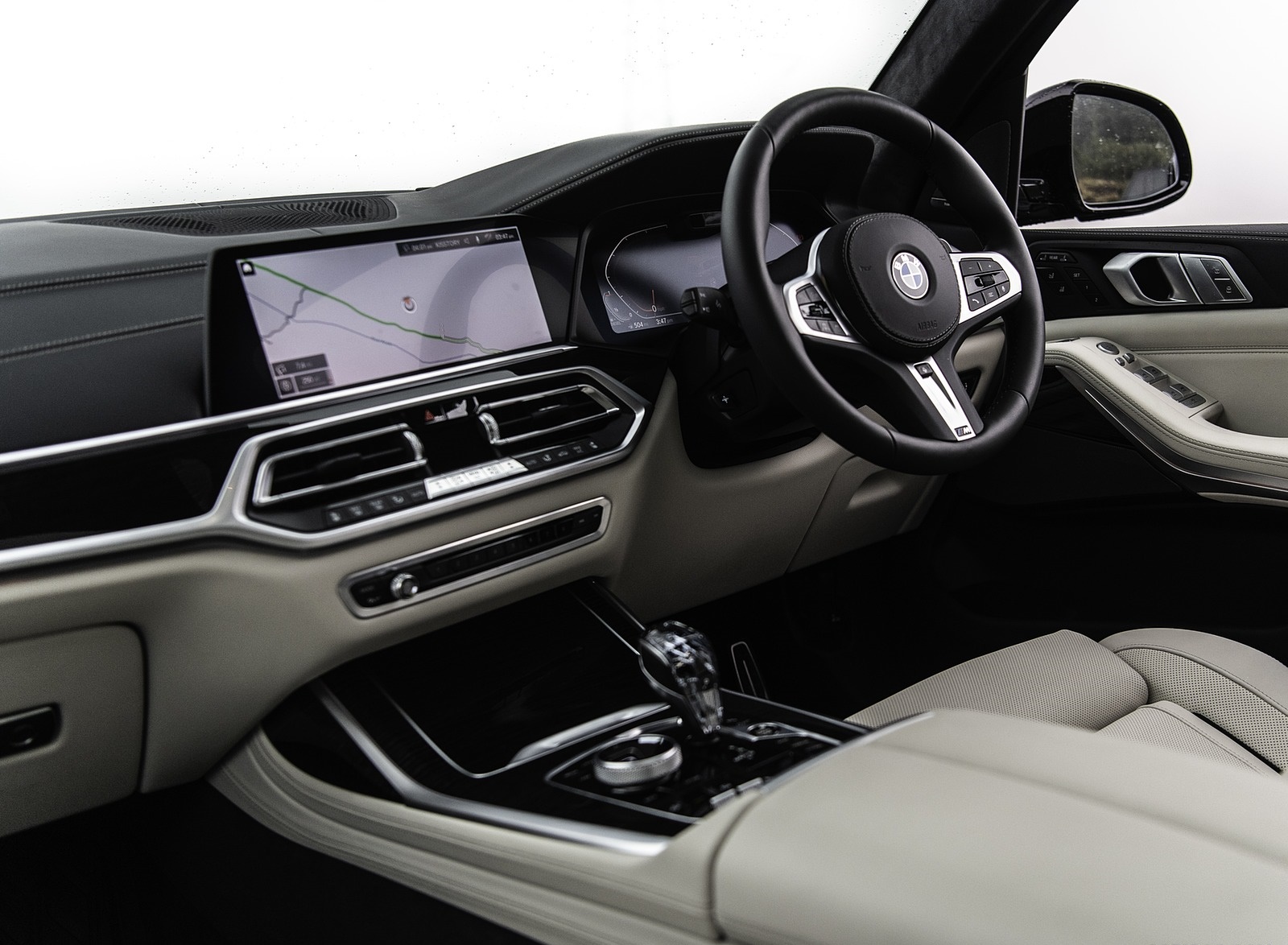 2019 BMW X7 30d (UK-Spec) Interior Wallpapers #100 of 103