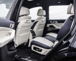 2019 BMW X7 M50d (UK-Spec) Interior Rear Seats Wallpapers 150x120 (52)