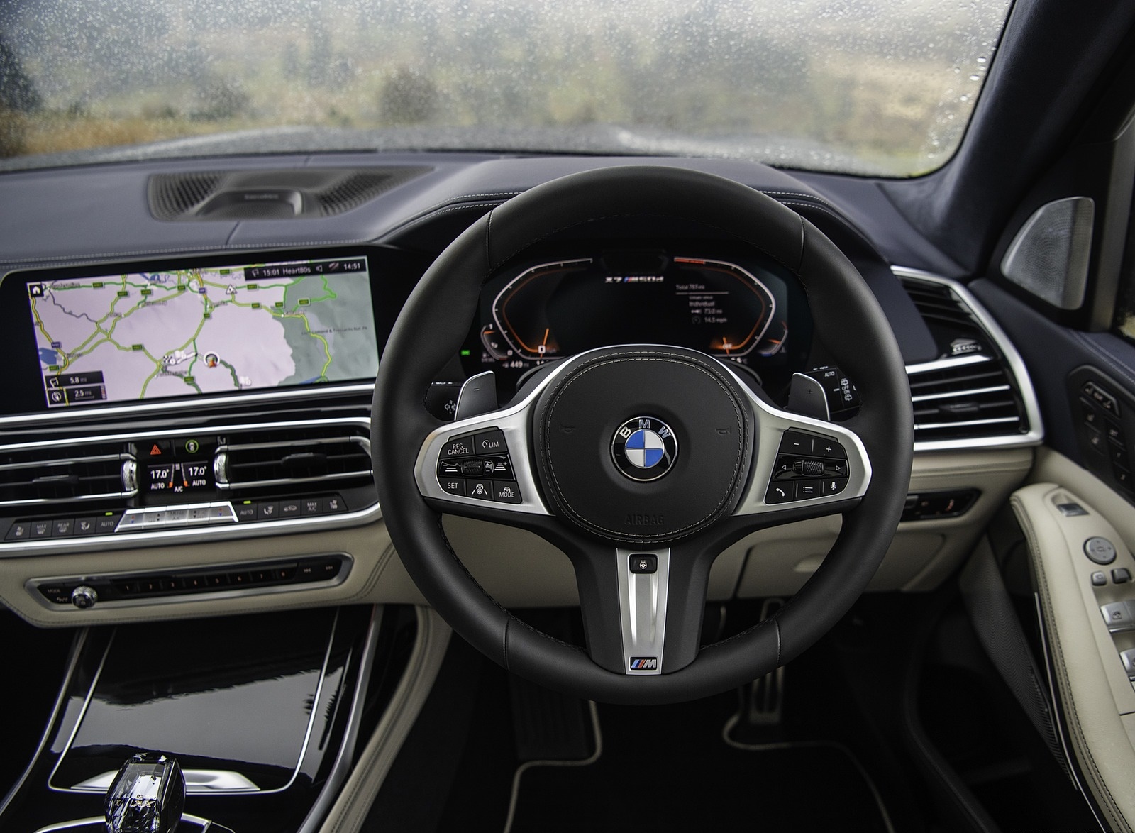 2019 BMW X7 M50d (UK-Spec) Interior Wallpapers #44 of 103