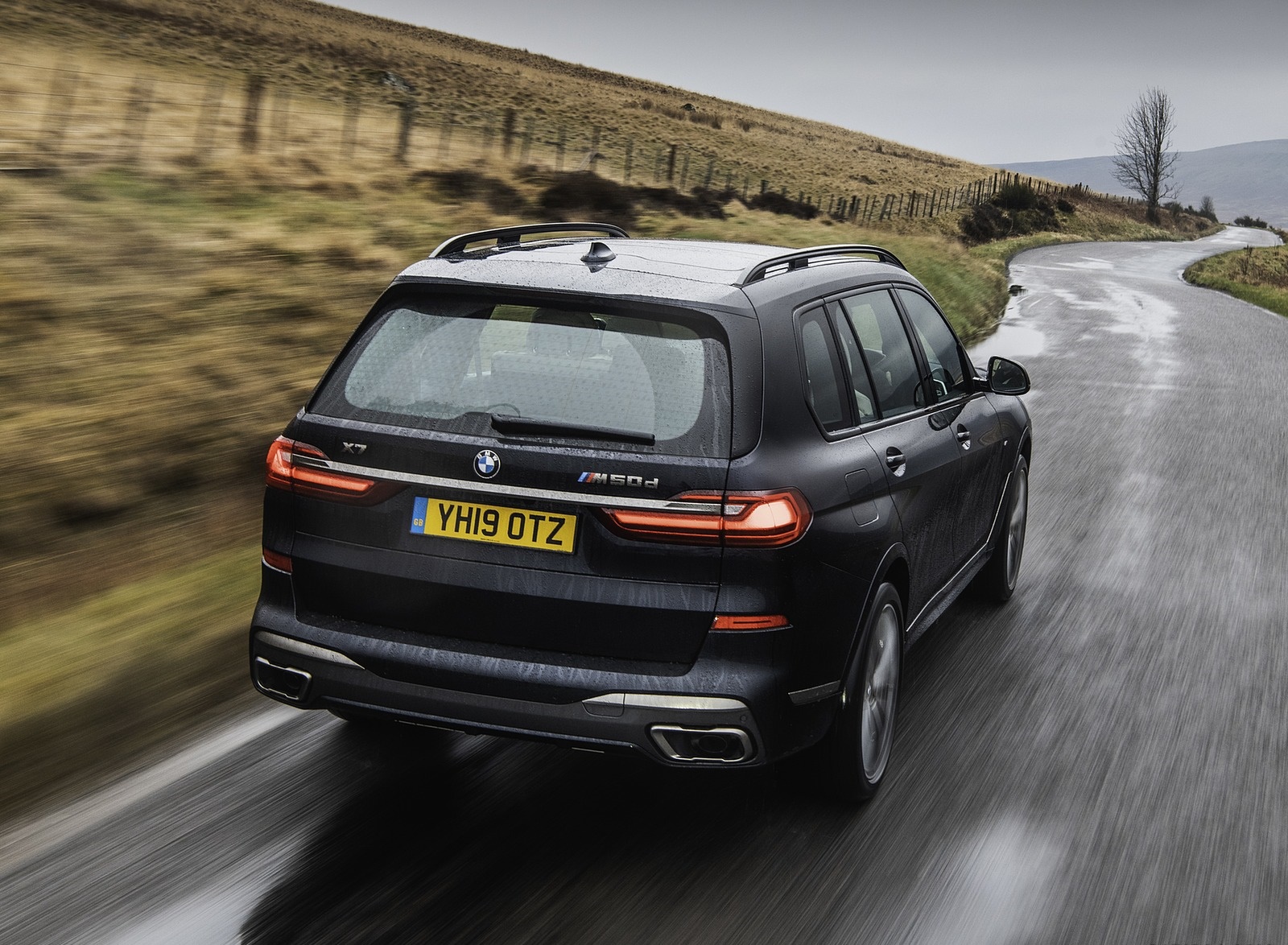 2019 Bmw X7 M50d Uk Spec Rear Wallpapers 11 Newcarcars