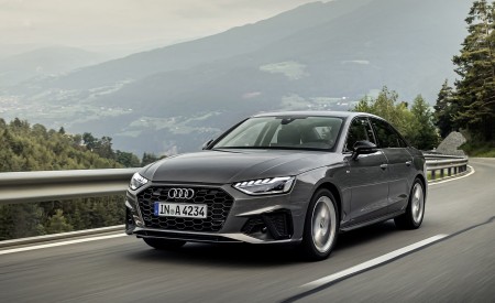 2020 Audi A4 (Color: Terra Gray) Front Three-Quarter Wallpapers 450x275 (2)