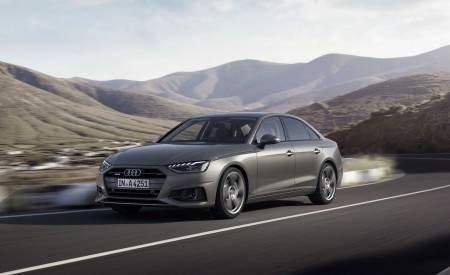 2020 Audi A4 (Color: Terra Gray) Front Three-Quarter Wallpapers 450x275 (27)