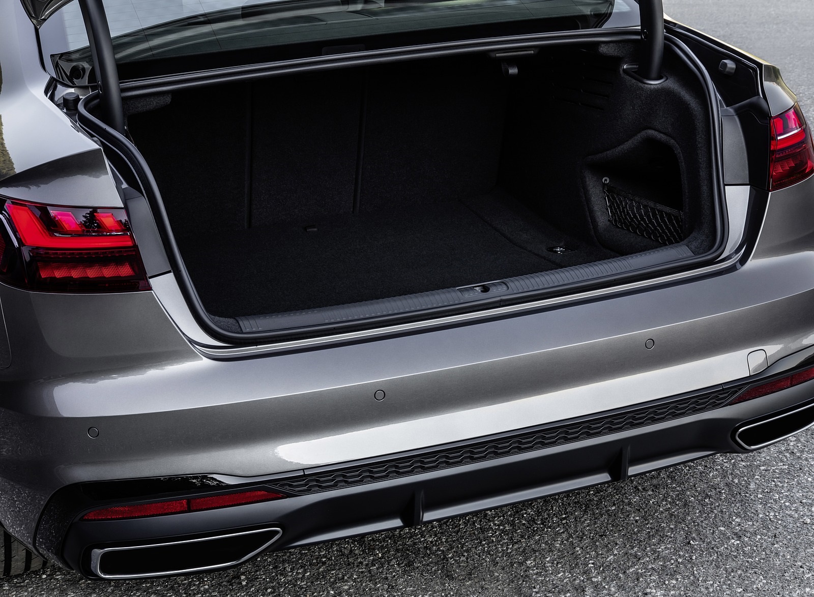 2020 Audi A4 (Color: Terra Gray) Trunk Wallpapers #20 of 37