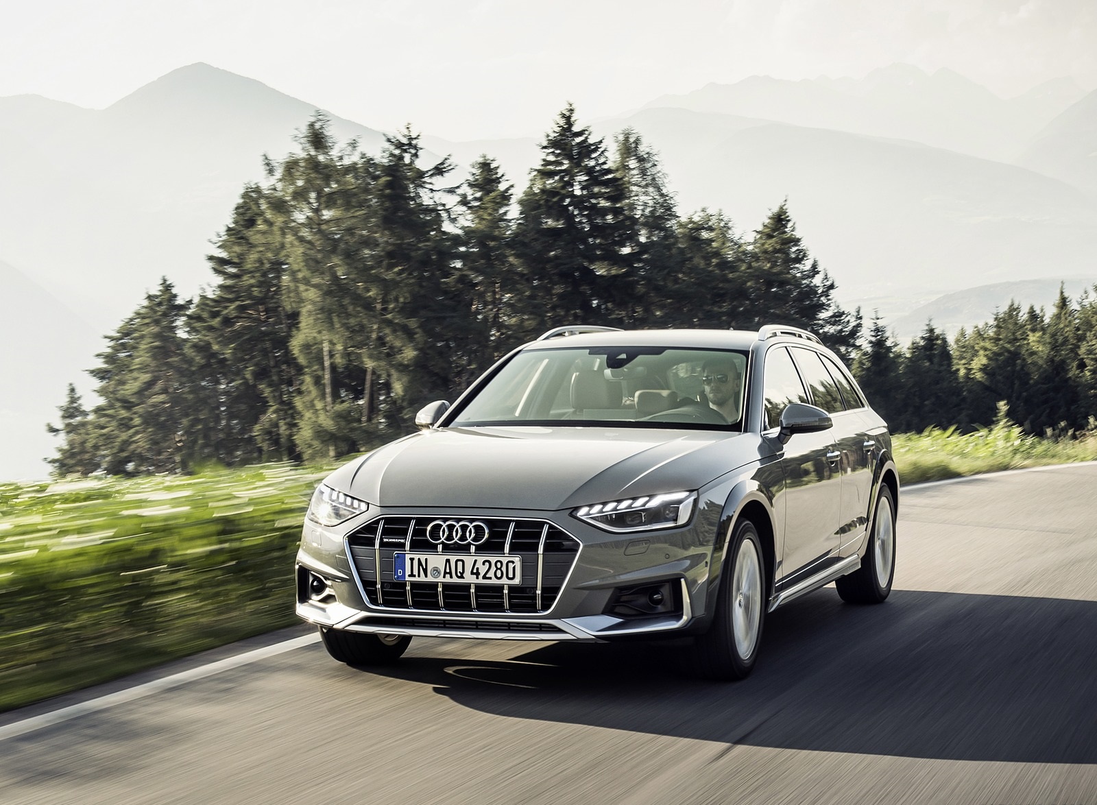 2020 Audi A4 allroad (Color: Quantum Gray) Front Wallpapers #1 of 32