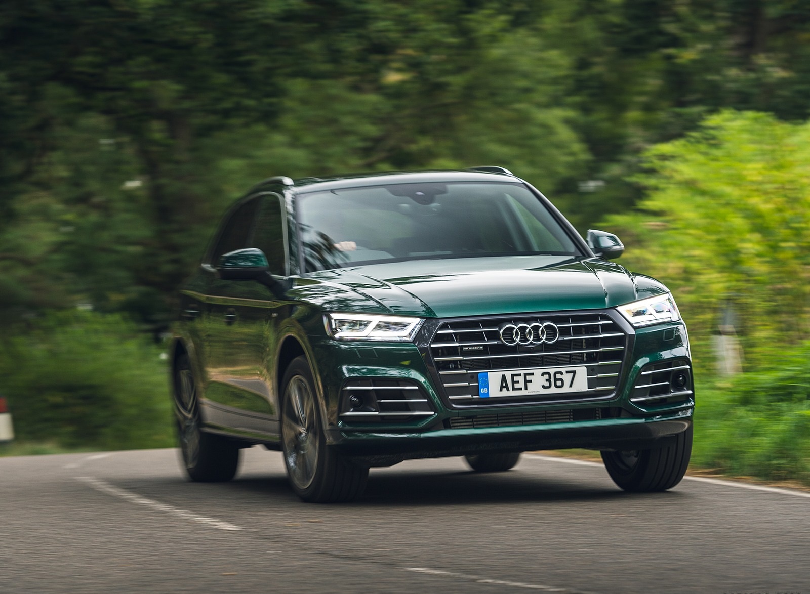 2020 Audi Q5 55 TFSI e Plug-In Hybrid Front Wallpapers #76 of 154