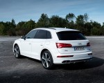 2020 Audi Q5 TFSI e Plug-In Hybrid (Color: Glacier White) Rear Three-Quarter Wallpapers 150x120 (37)