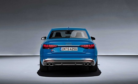 2020 Audi S4 TDI (Color: Turbo Blue) Rear Wallpapers' 450x275 (5)