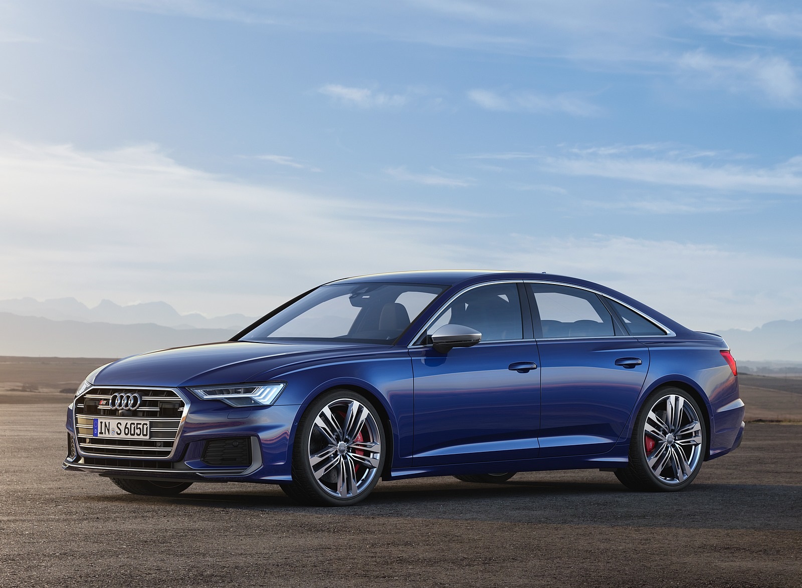 2020 Audi S6 Sedan TDI (Color: Navarra Blue) Front Three-Quarter Wallpapers  #34 of 68