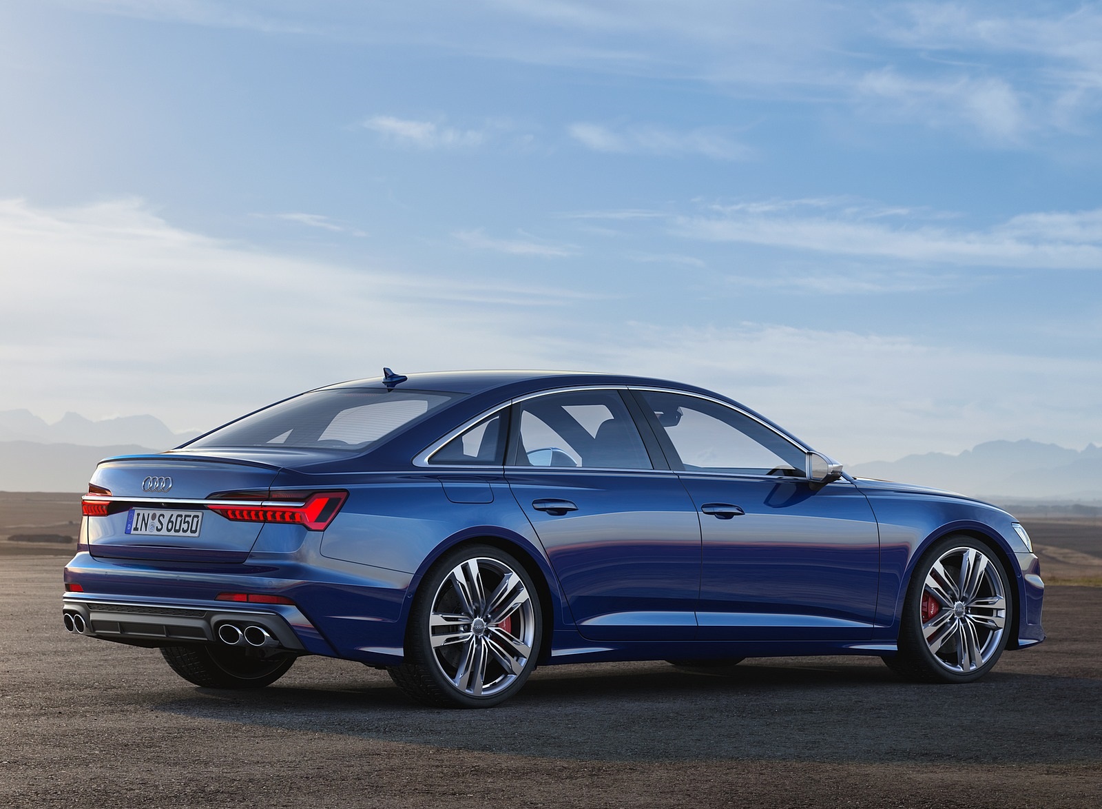 2020 Audi S6 Sedan TDI (Color: Navarra Blue) Rear Three-Quarter Wallpapers  #36 of 68