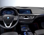 2020 BMW 1-Series 118i (Color: Mineral white Metallic) Interior Steering Wheel Wallpapers 150x120 (30)