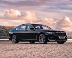 2020 BMW 7-Series 730Ld (UK-Spec) Front Three-Quarter Wallpapers 150x120