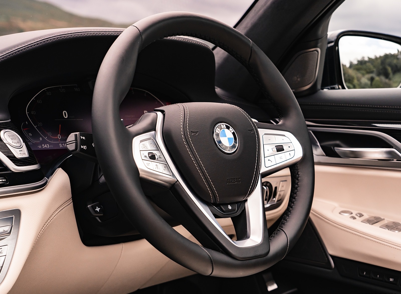 2020 BMW 7-Series 730Ld (UK-Spec) Interior Steering Wheel Wallpapers #65 of 74