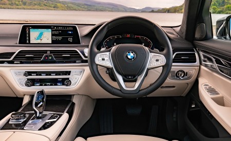 2020 BMW 7-Series 730Ld (UK-Spec) Interior Wallpapers 450x275 (60)