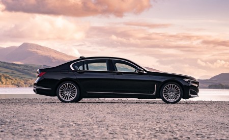 2020 BMW 7-Series 730Ld (UK-Spec) Side Wallpapers 450x275 (55)