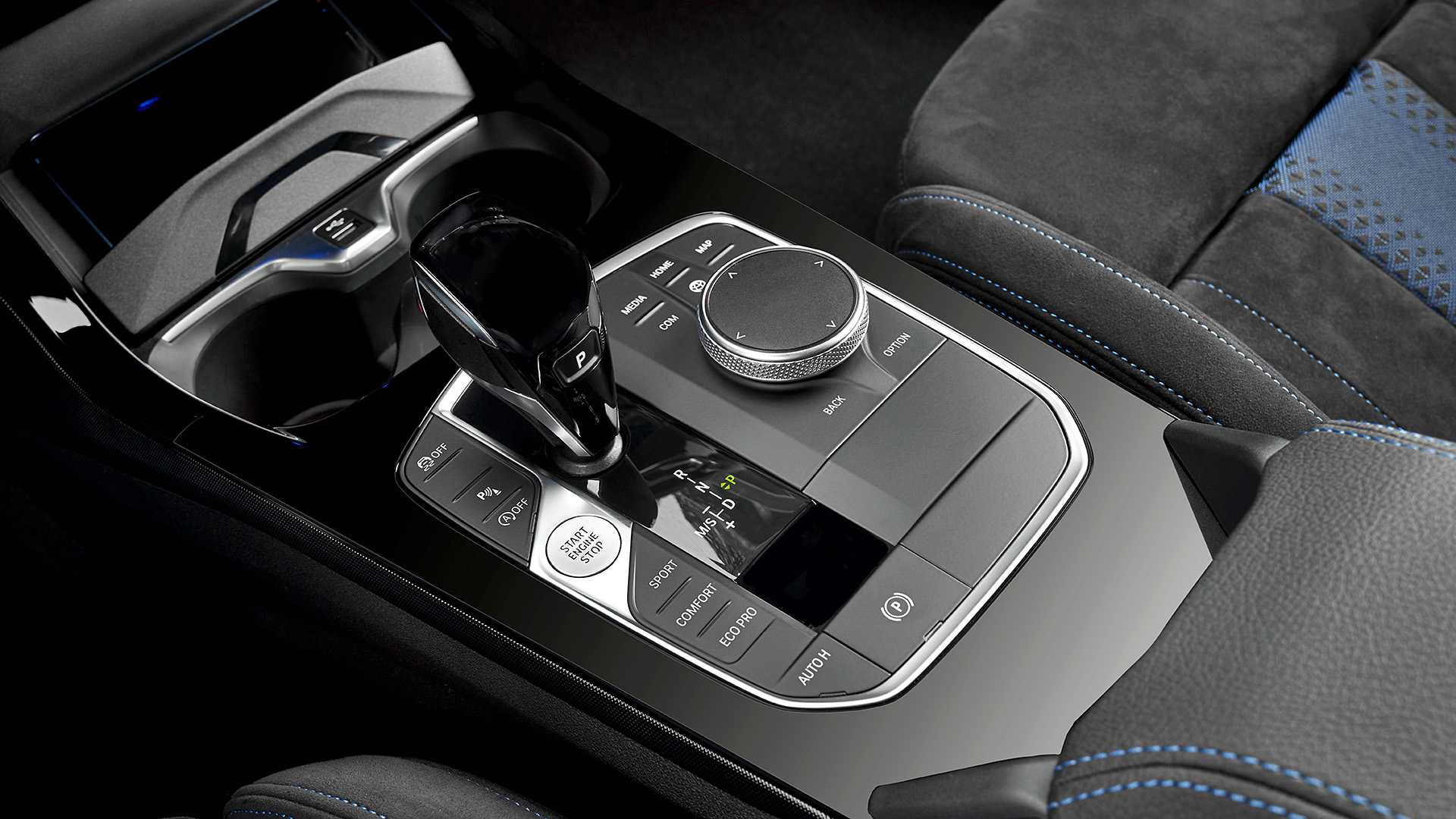 2020 BMW M135i xDrive (Color: Misano Blue Metallic) Interior Detail Wallpapers #44 of 55