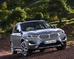 2020 BMW X1 Front Three-Quarter Wallpapers  150x120 (13)