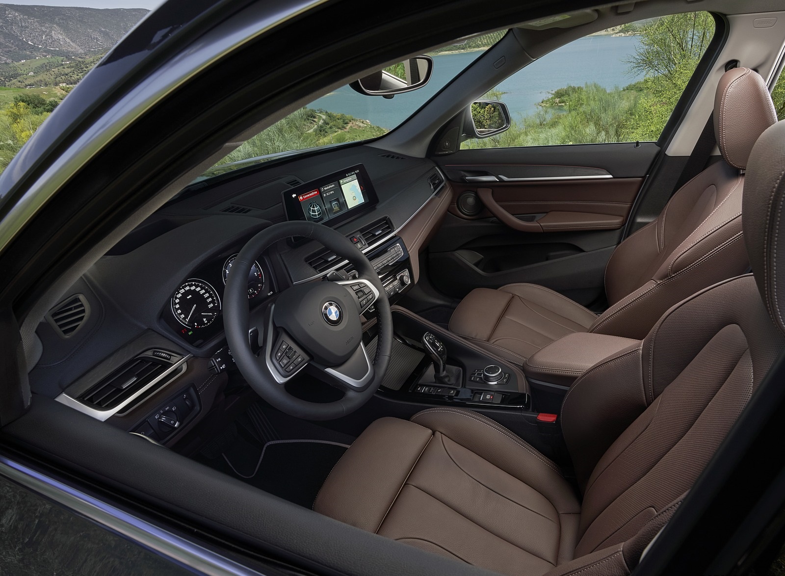 2020 BMW X1 Interior Front Seats Wallpapers #32 of 36