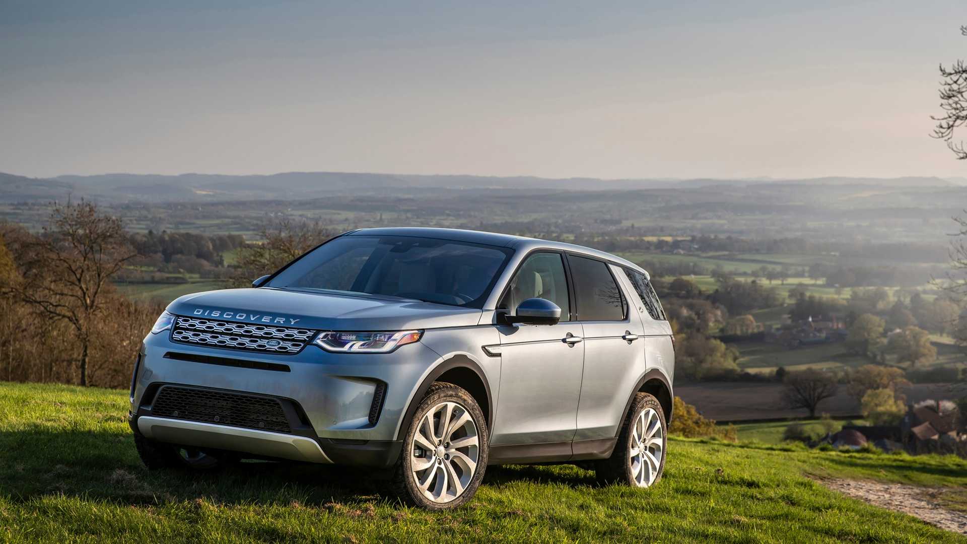 2020 Land Rover Discovery Sport Front Three-Quarter Wallpapers #41 of 88