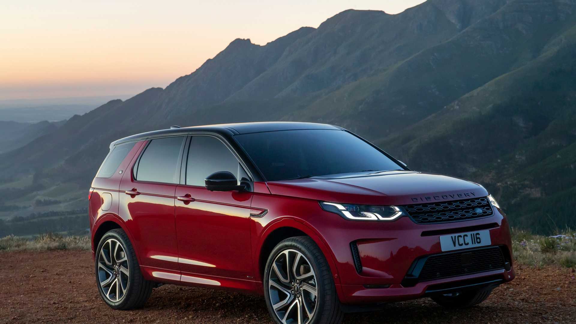 2020 Land Rover Discovery Sport Front Three-Quarter Wallpapers #26 of 88