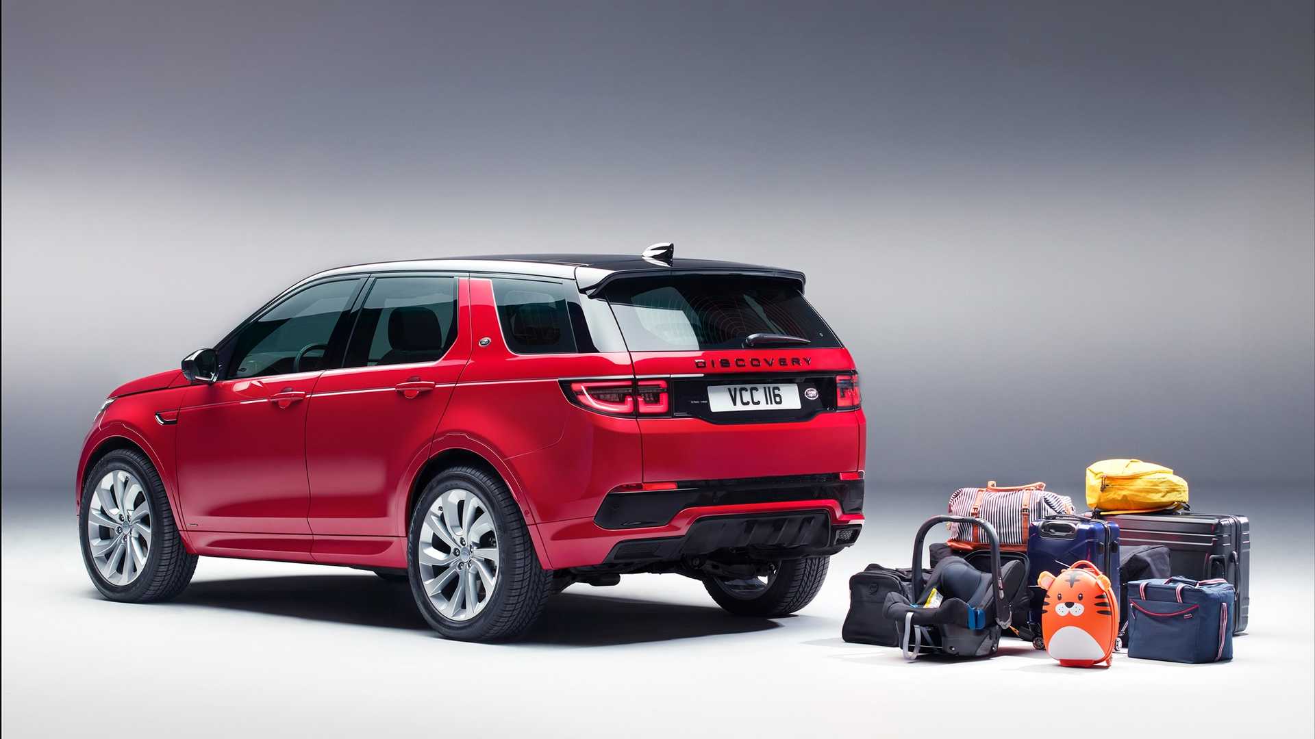 2020 Land Rover Discovery Sport Rear Three-Quarter Wallpapers #55 of 88