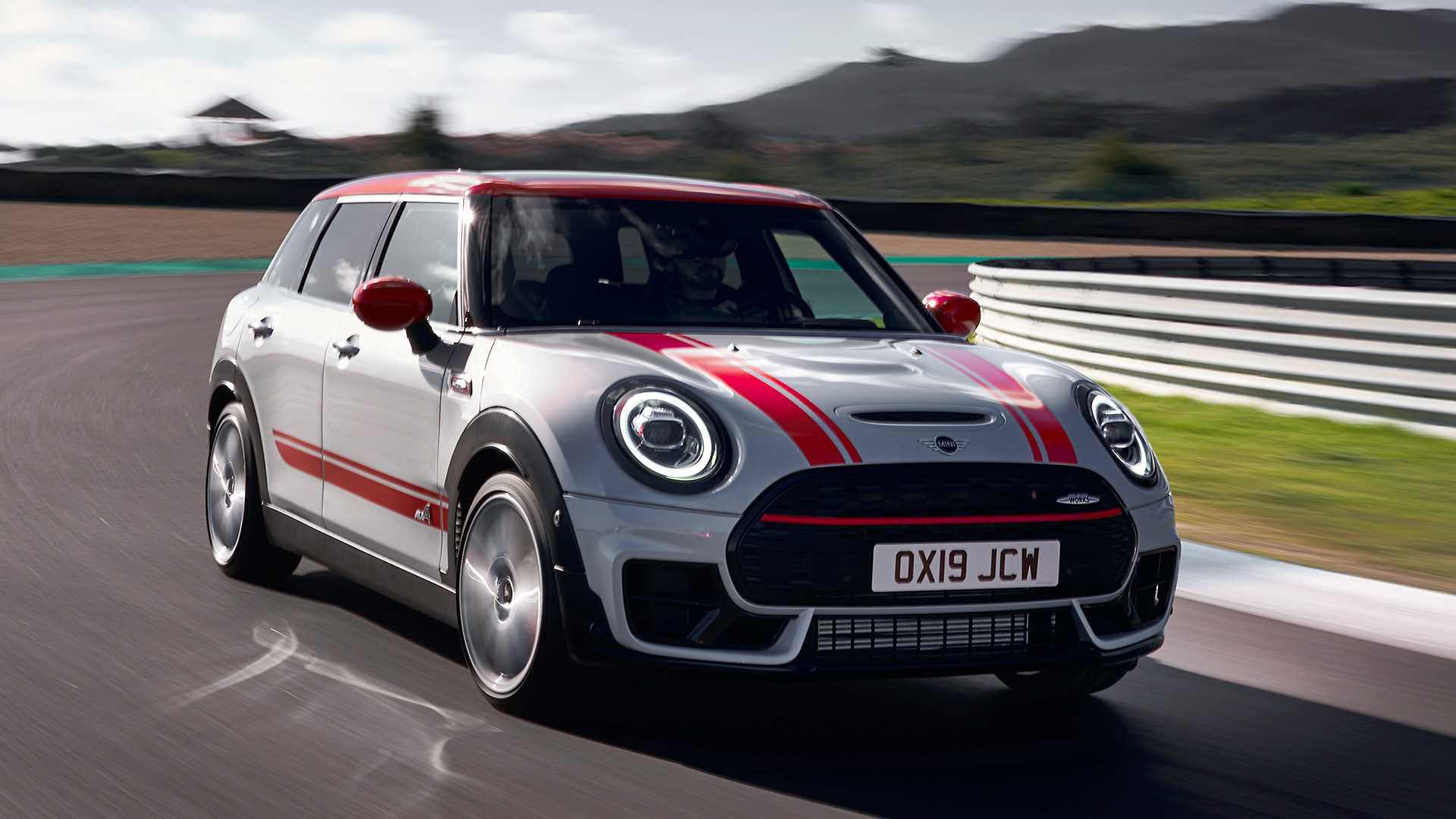 2020 MINI Clubman John Cooper Works Front Wallpapers (1)