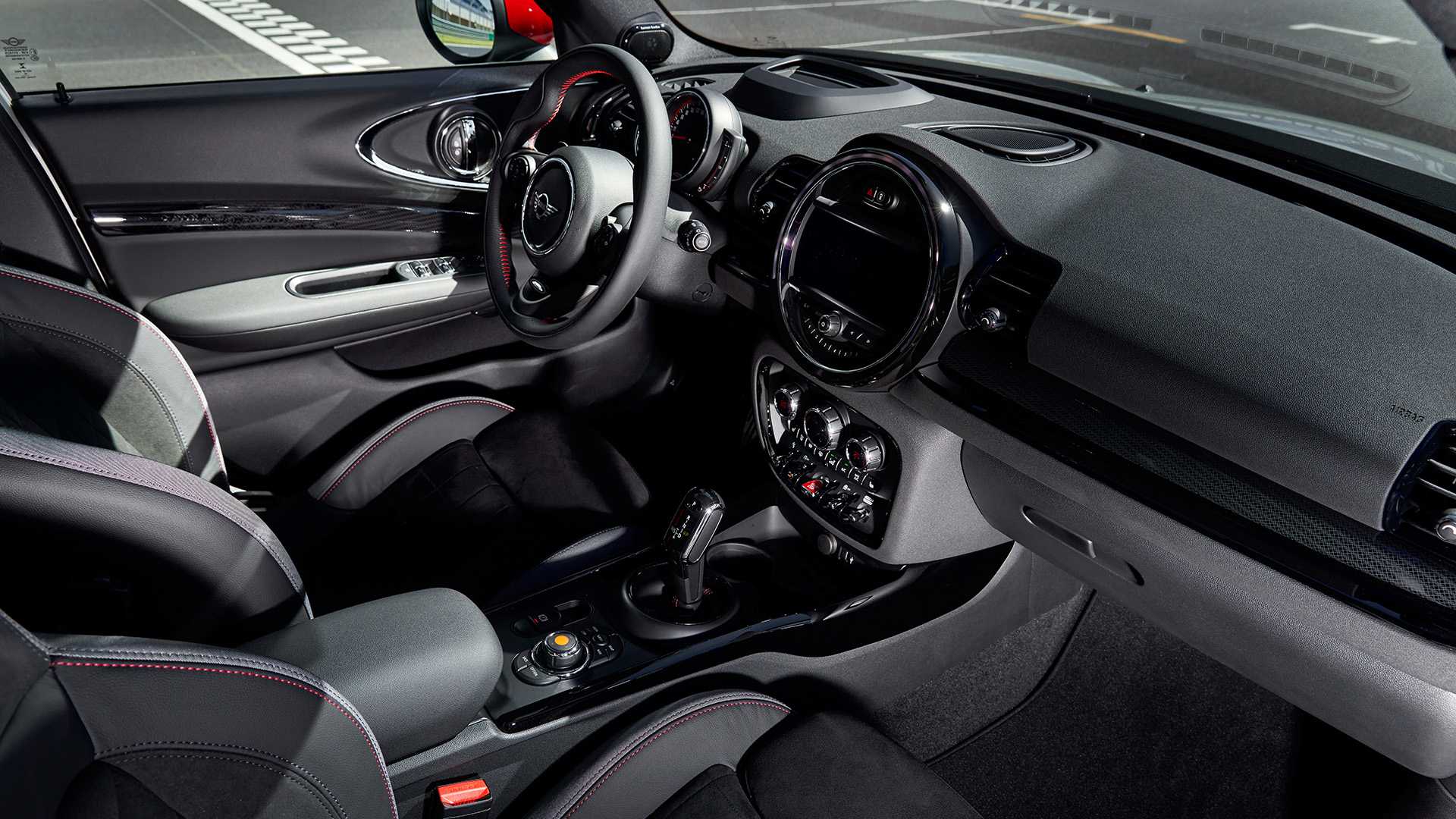 2020 MINI Clubman John Cooper Works Interior Wallpapers #41 of 47