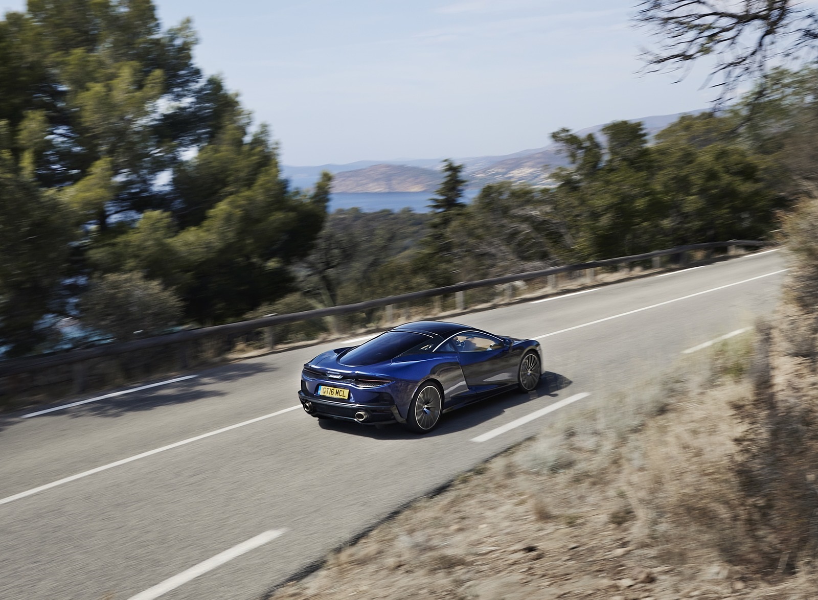 2020 McLaren GT (Color: Namaka Blue) Rear Three-Quarter Wallpapers (9)