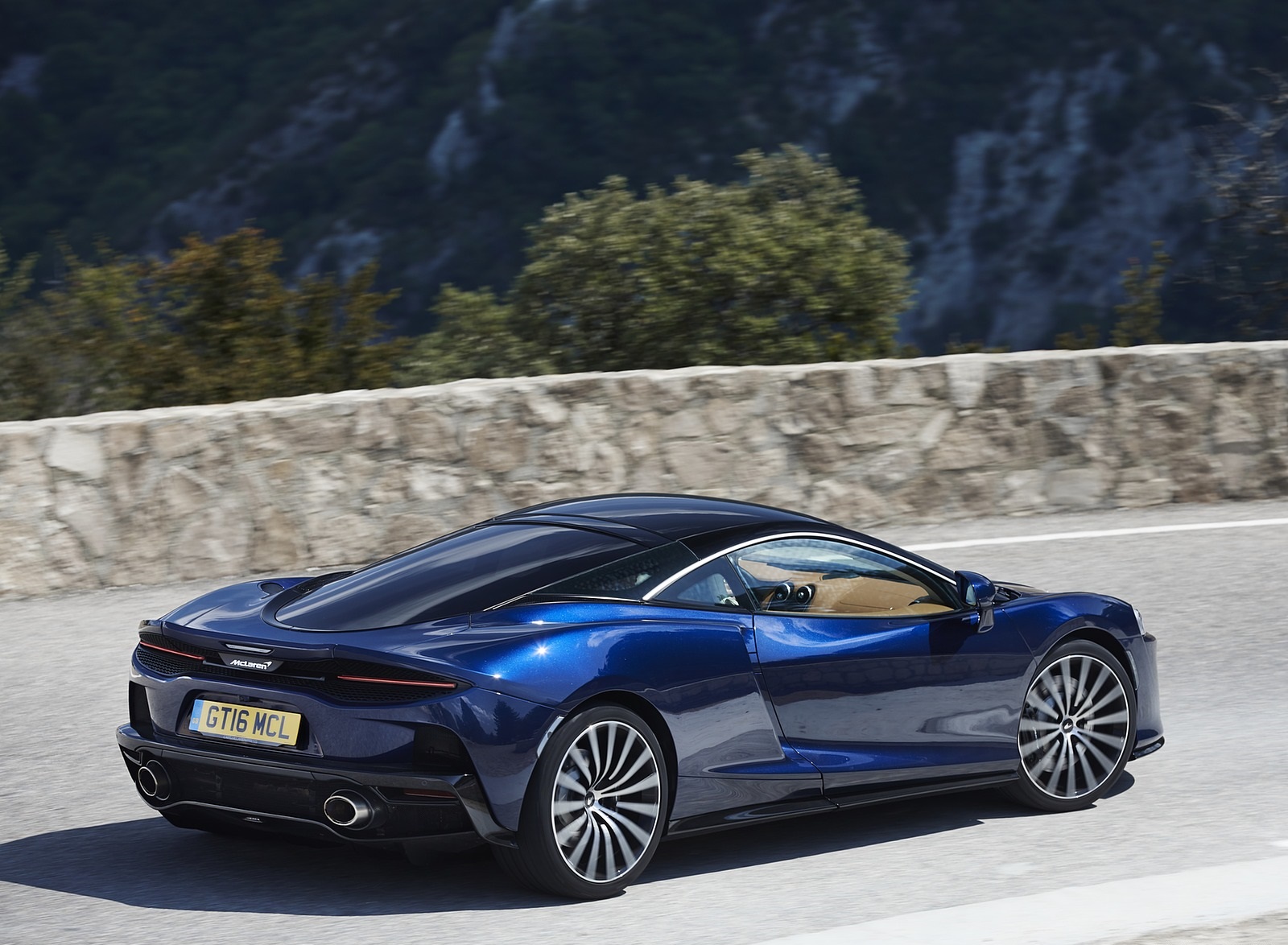 2020 McLaren GT (Color: Namaka Blue) Rear Three-Quarter Wallpapers (8)