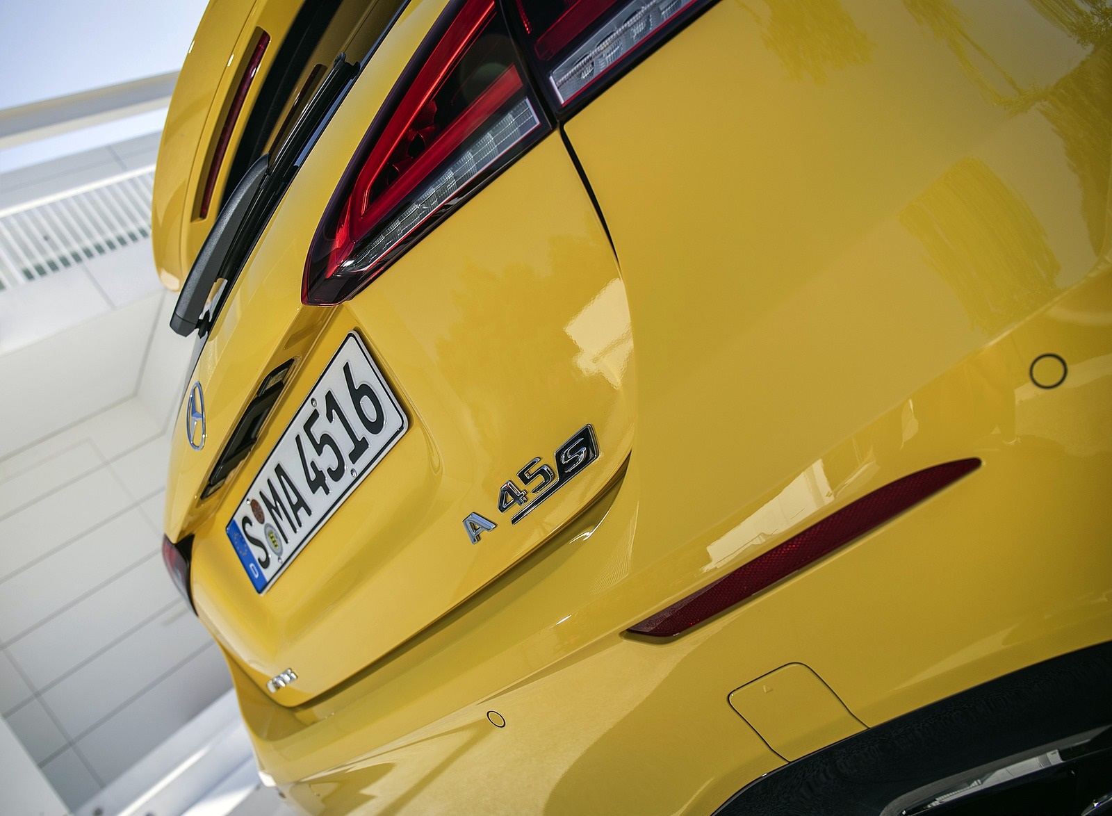 2020 Mercedes-AMG A 45 S 4MATIC+ (Color: Sun Yellow) Detail Wallpapers #41 of 88