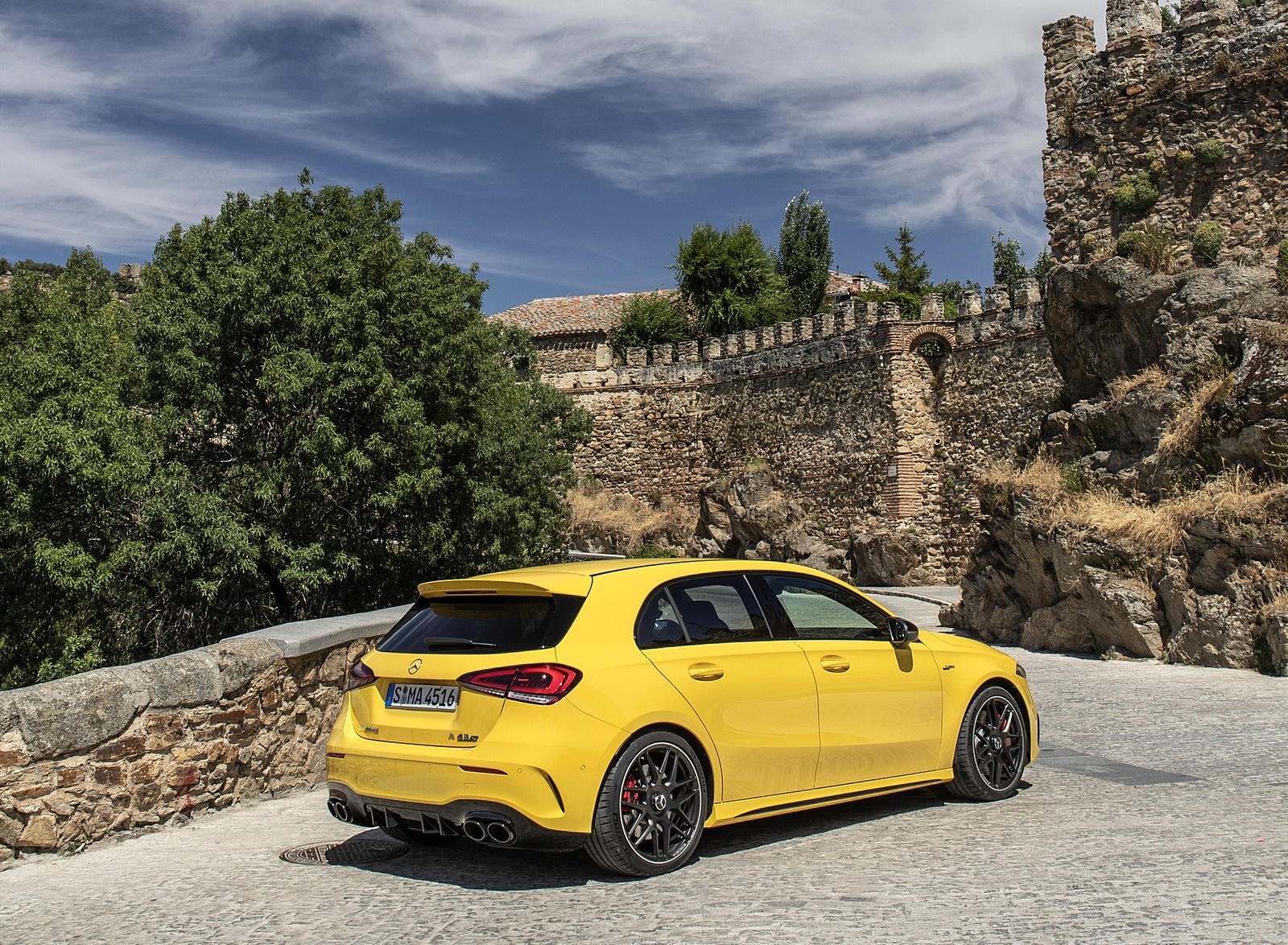 2020 Mercedes-AMG A 45 S 4MATIC+ (Color: Sun Yellow) Rear Three-Quarter Wallpapers #35 of 88