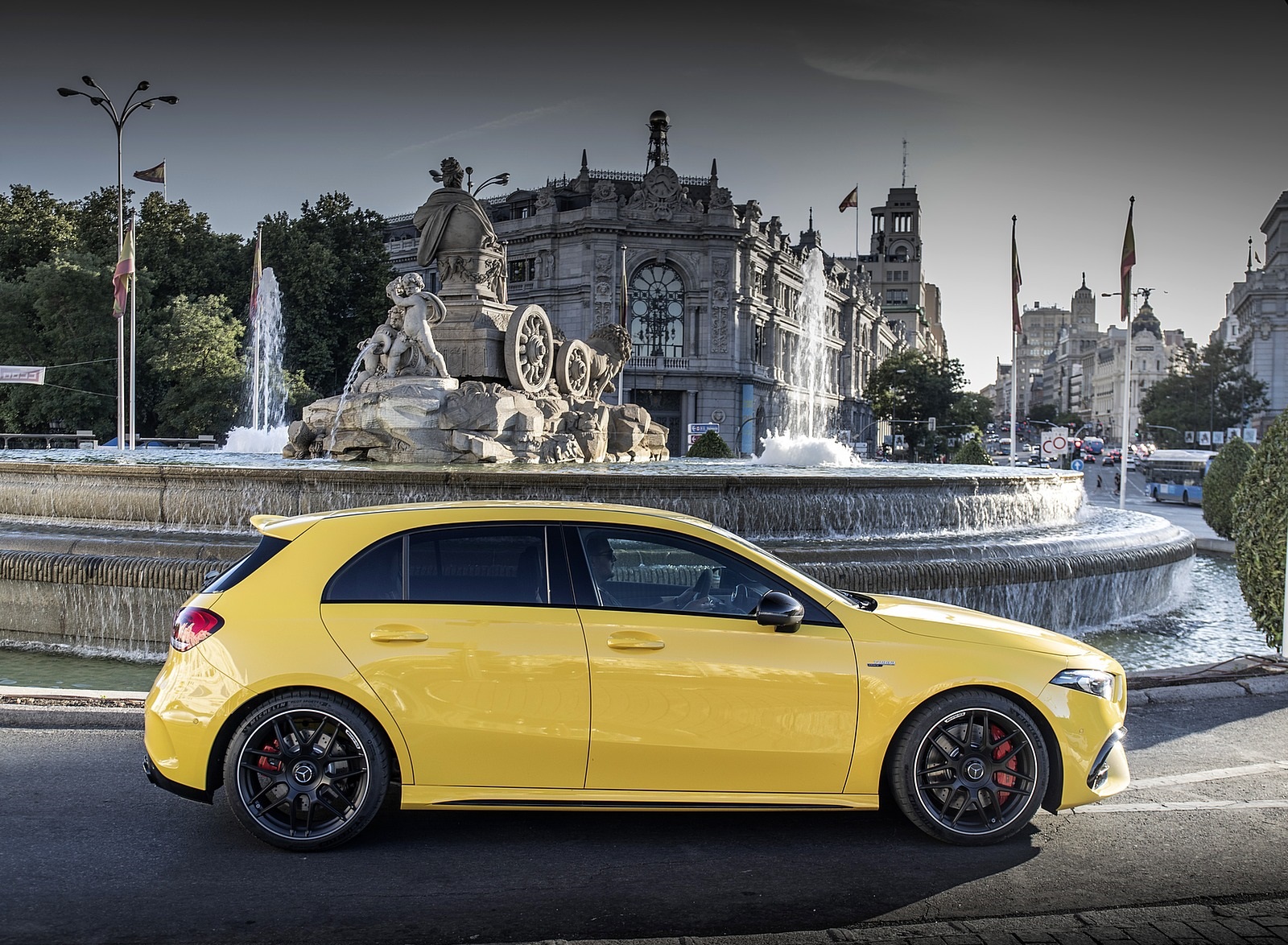 2020 Mercedes-AMG A 45 S 4MATIC+ (Color: Sun Yellow) Side Wallpapers #37 of 88