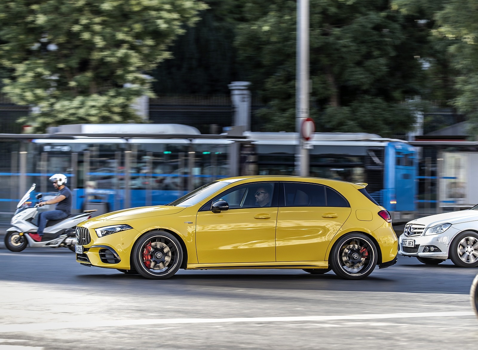 2020 Mercedes-AMG A 45 S 4MATIC+ (Color: Sun Yellow) Side Wallpapers #28 of 88