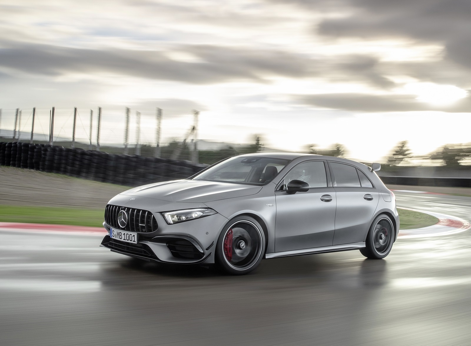 2020 Mercedes-AMG A 45 S 4MATIC+ Front Three-Quarter Wallpapers #47 of 88