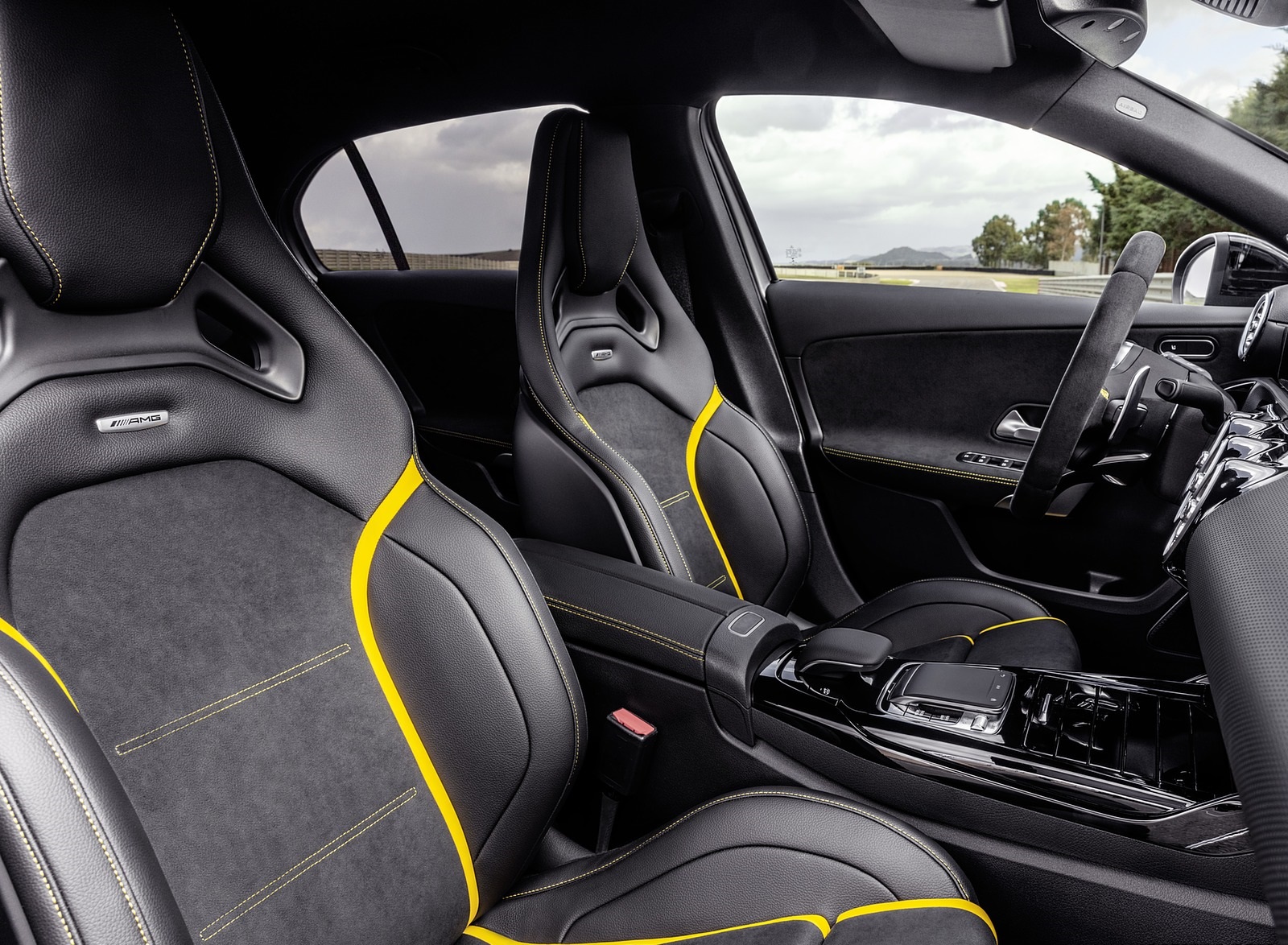 2020 Mercedes-AMG A 45 S 4MATIC+ Interior Front Seats Wallpapers #84 of 88