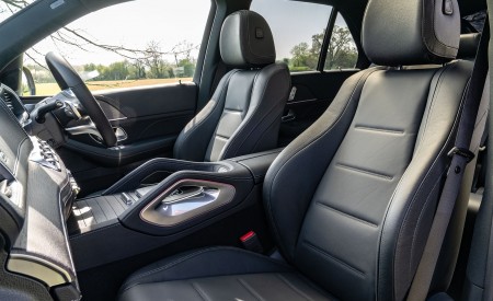2020 Mercedes-Benz GLE 300d (UK-Spec) Interior Front Seats Wallpapers 450x275 (42)