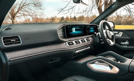 2020 Mercedes-Benz GLE 300d (UK-Spec) Interior Wallpapers 450x275 (47)